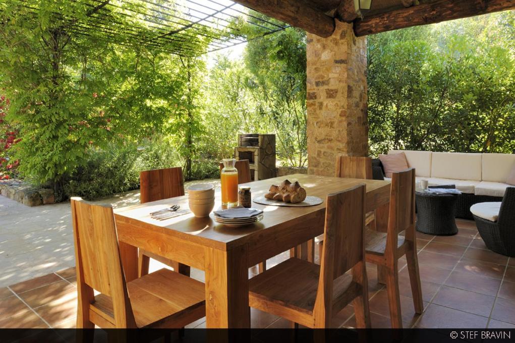 Domaine Codaleone Serriera (Corsica) Quarto foto